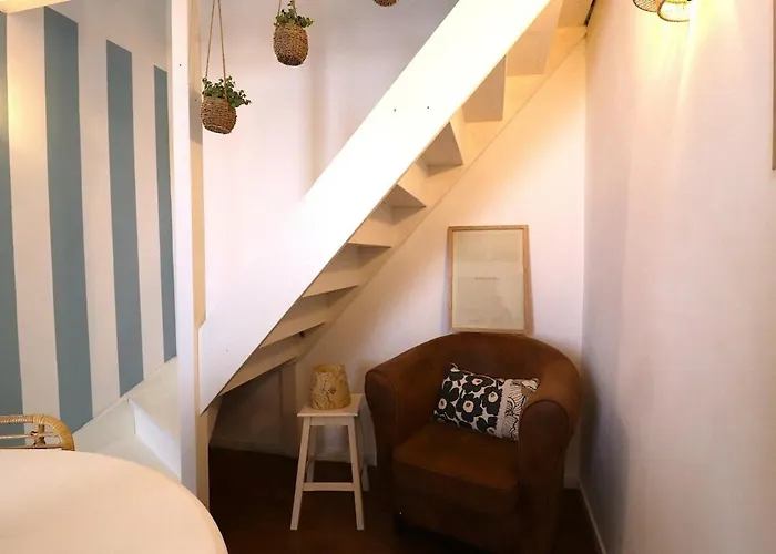 Cocon En Duplex Arenes Gare Νιμ